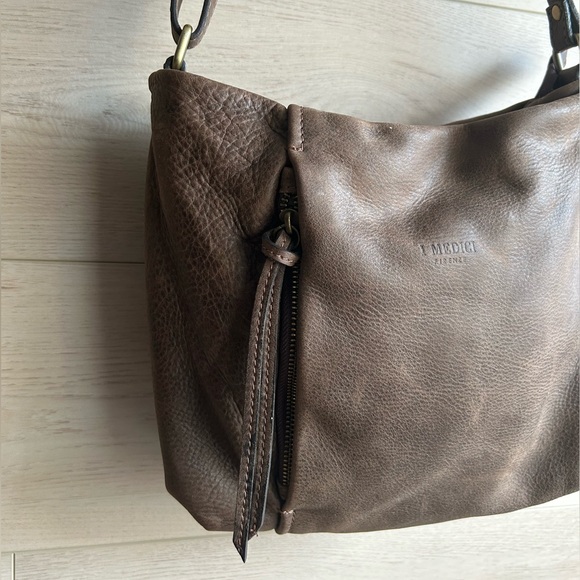I Medici Brown Italian Leather Messenger Bag - Picture 3 of 8